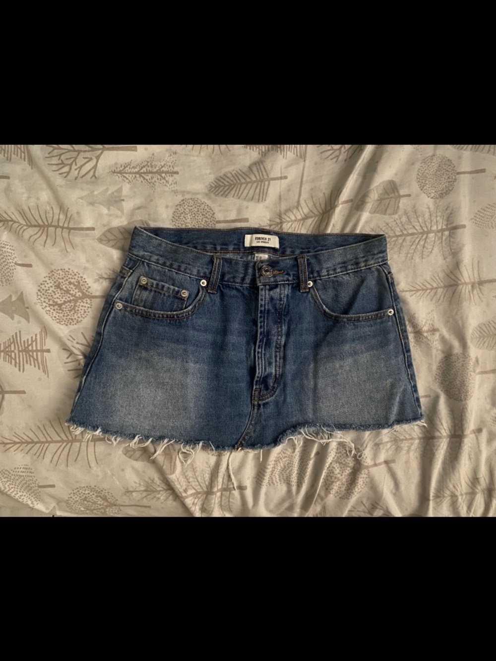 Frame Denim Medium Blue Frayed-Hem Denim Mini Skirt